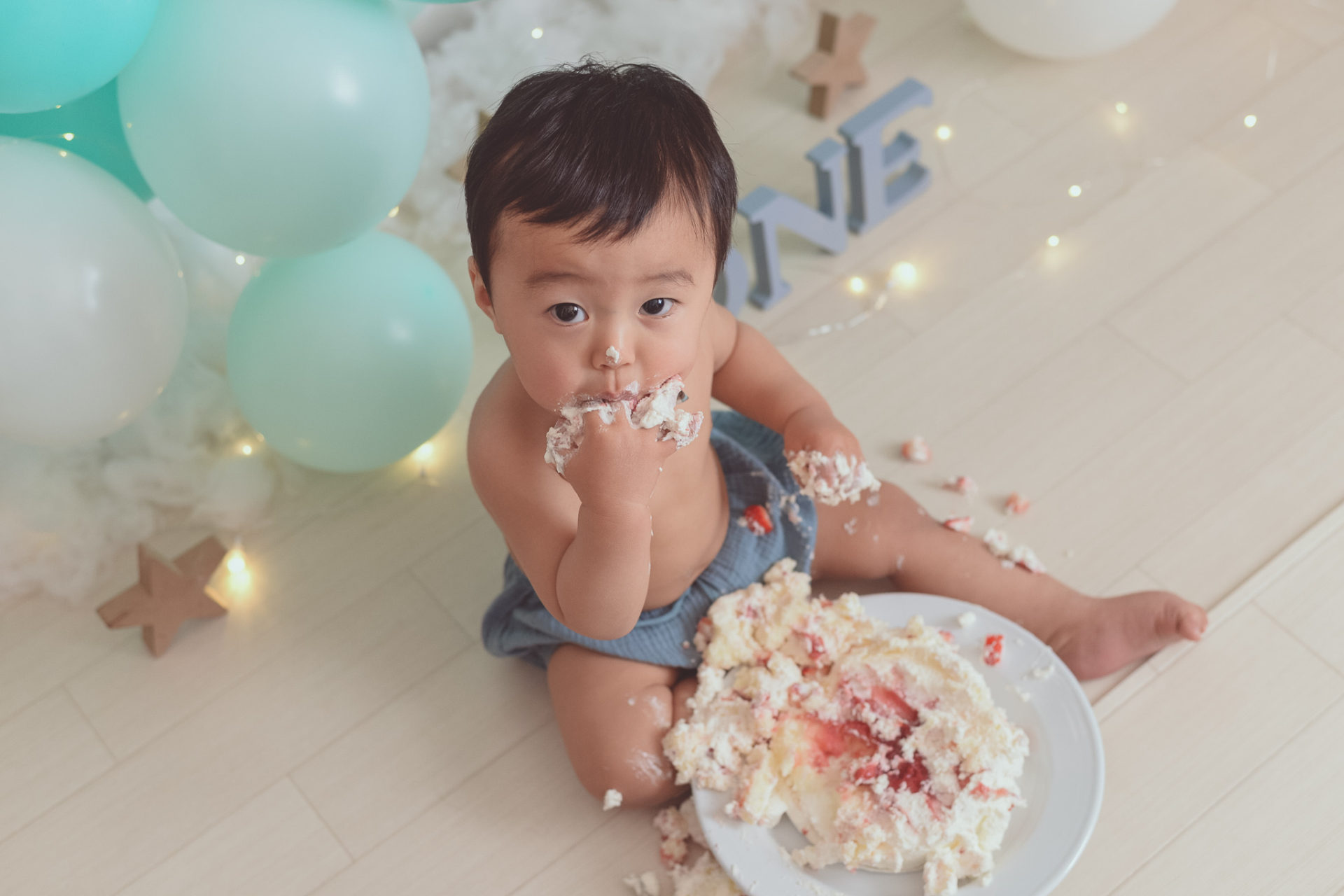 ケーキスマッシュ 1歳の誕生日 記念写真